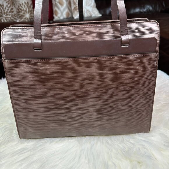 Authentic Louis Vuitton Epi Leather Croisette PM Tote Bag - Picture 6 of 17